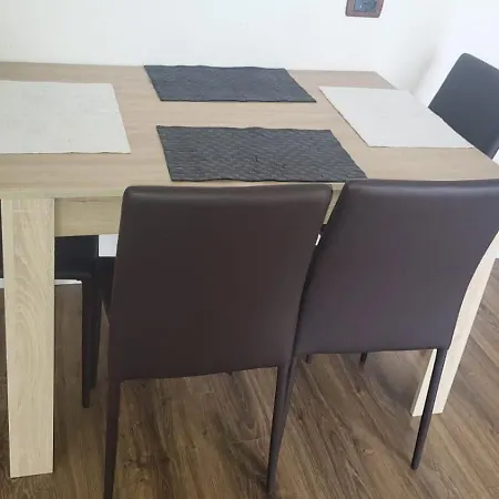 Apartment The House Pogradec